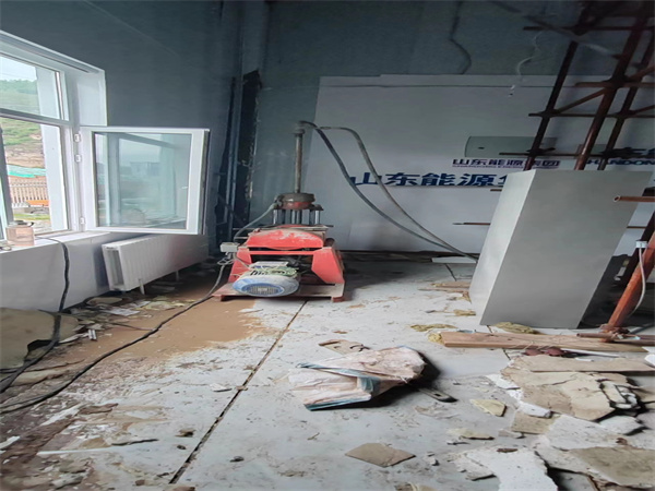 牧野地基基础下沉墙体裂缝加固注浆顶升施工