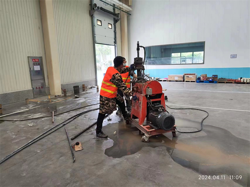 牧野厂房地面下沉塌陷注浆加固施工